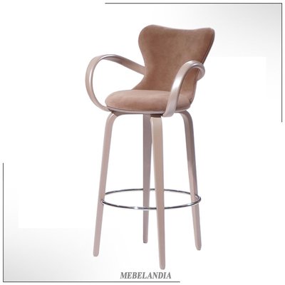 Дизайнерский мягкий барный стул с подлокотниками Apriori S из массива дерева в стиле сканди (AD-103)